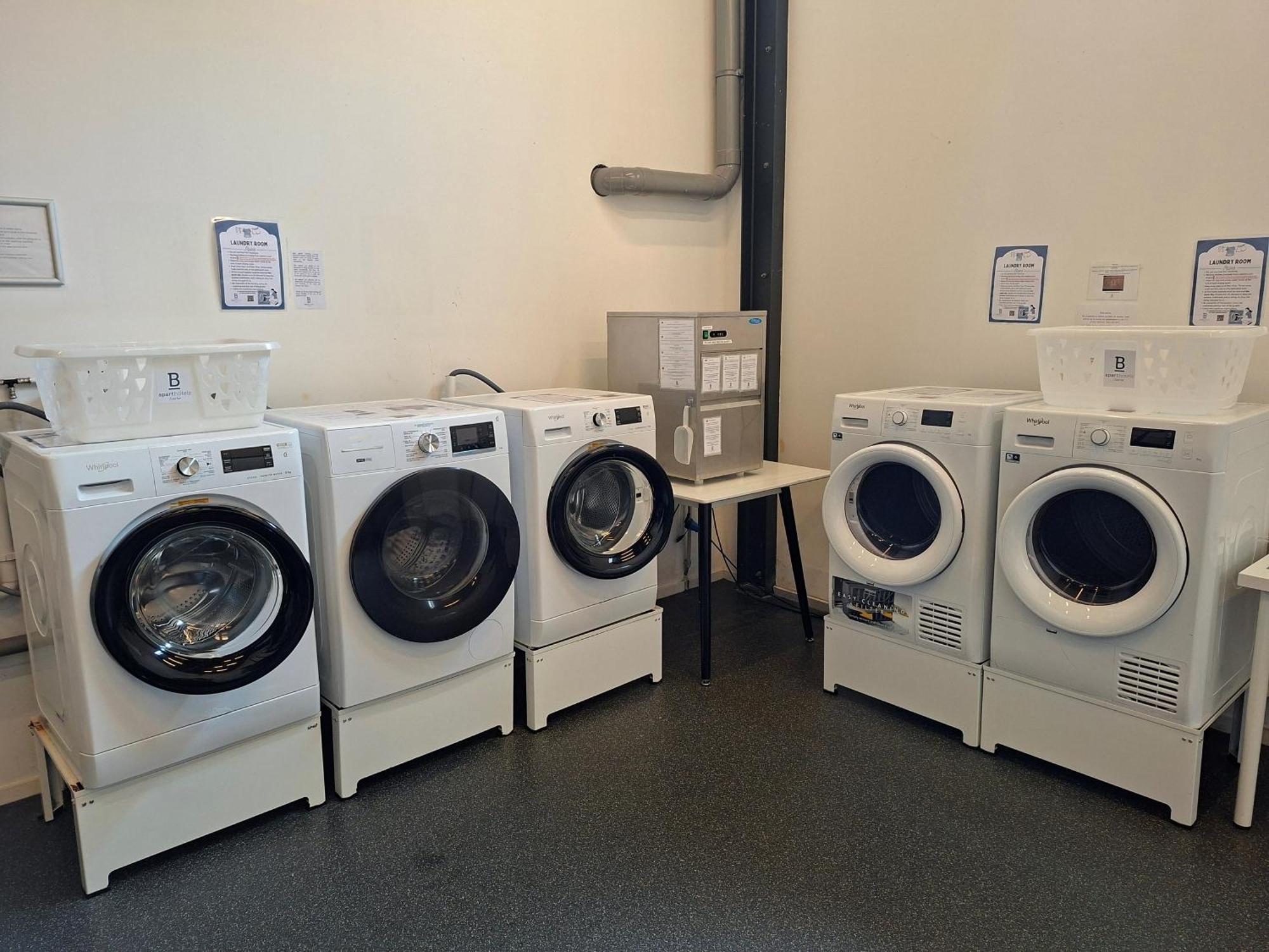 B-aparthotel Kennedy 4*