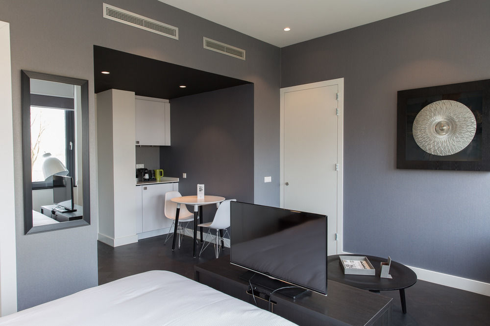 B-aparthotel Kennedy Aparthotel