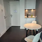 B-aparthotel Kennedy 4* Den Haag